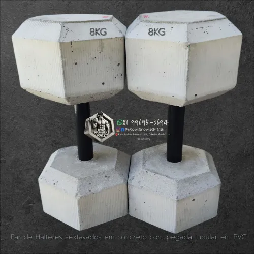 Par de Halteres 8kg (8+8kg = 16kg total) Concreto reforçado + pegada PVC - R$ 96,00