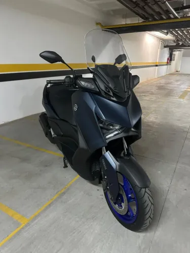 Yamaha Xmax 2025