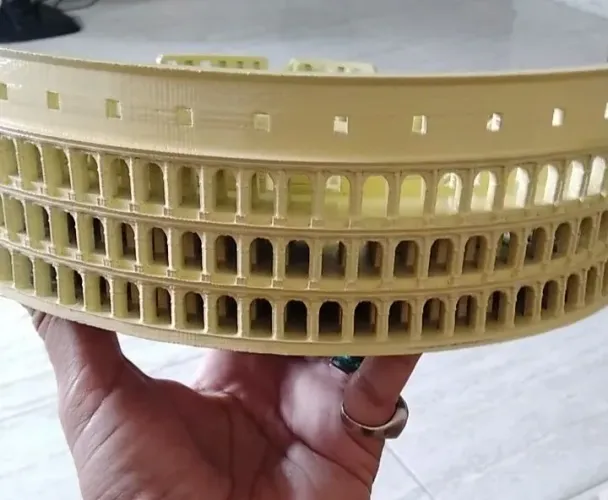 Miniatura do Coliseu - Modelismo