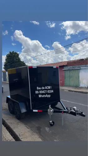 Reboque baú 2 eixos 