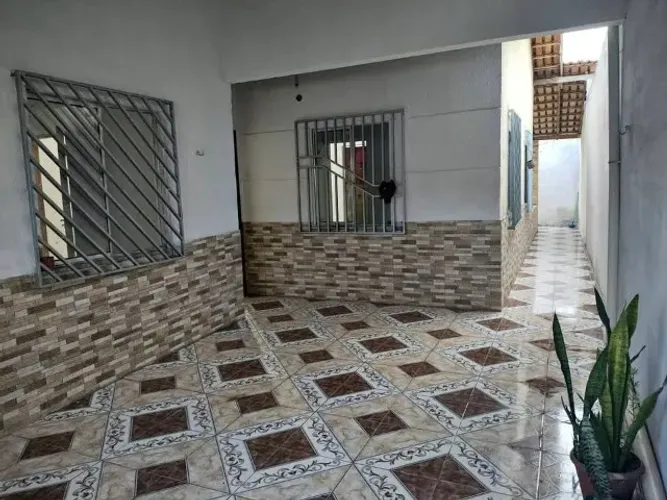 Vende-se casa reformado no sol nascente (trecho 1)