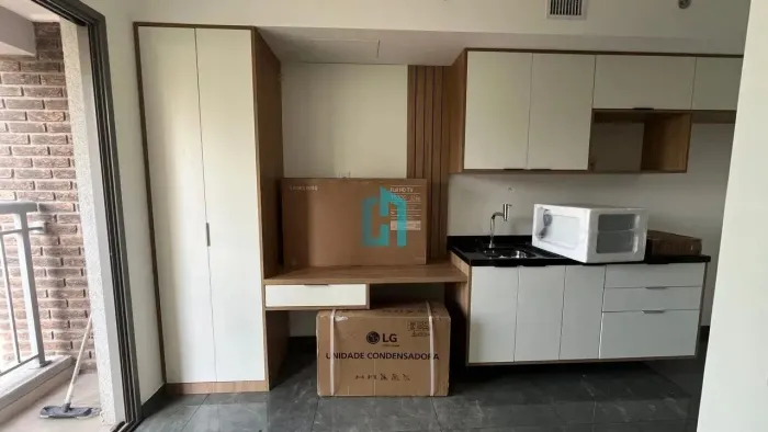 Apartamento Mobiliado à Venda em Moema