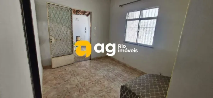 CASA DE VILA À VENDA COM 2 QUARTOS EM VILA VALQUEIRE