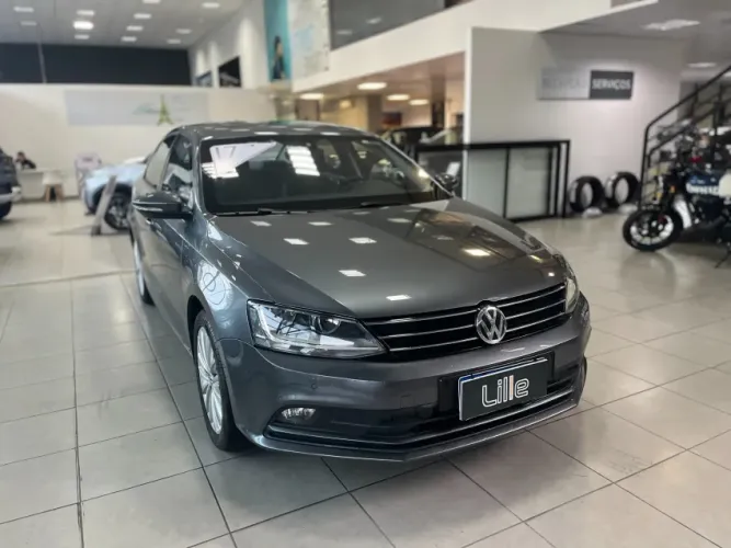 Volkswagen Jetta Comfortline 1.4 TSI 16V 4P Aut. 2017