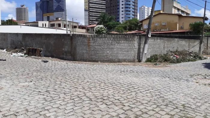 Terreno em ótima localização de Ponta negra 638m2