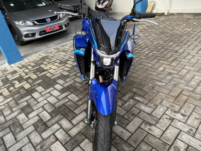 Fazer 2025/ 2025 único dono Apenas 2.900km