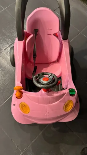Carrinho para BB com suporte para os pais.