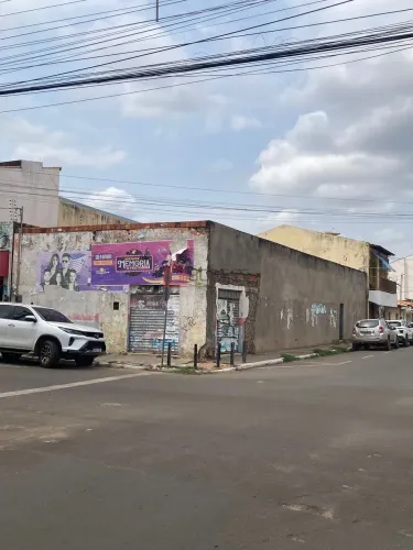 SALÃO COMERCIAL, DIVISÃO COM 3 SALÃO EM CONSTRUÇÃO FRENTE PARA A RUA BENEDITO LEITE
