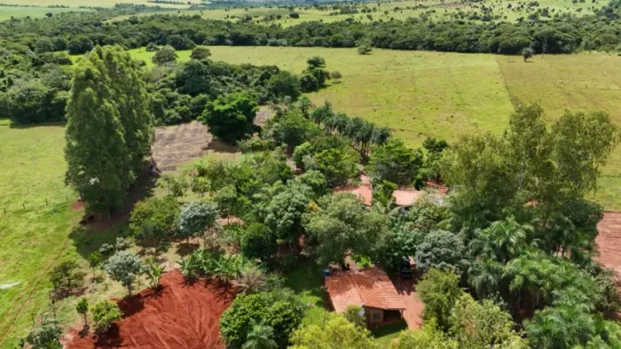 Chácara de 5.9 Hectares Jaraguari Ms com 02 Casas em Alvenaria!
