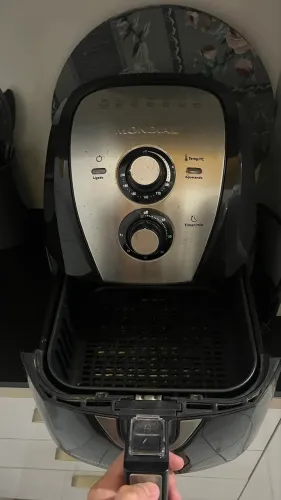 AIR FRYER MONDIAL 4L 110v