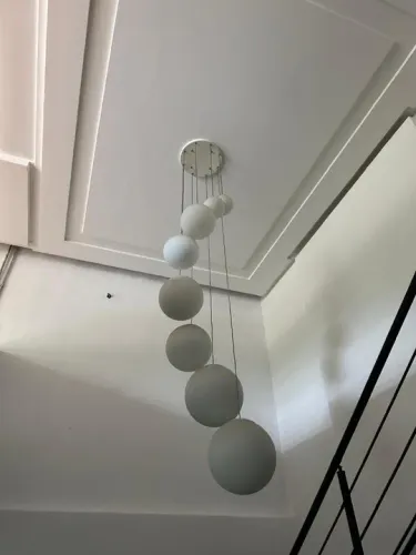 Lustre pendente com 7 globos 