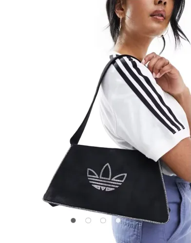 Bolsa adidas de ombro de camurça com detalhes em strass