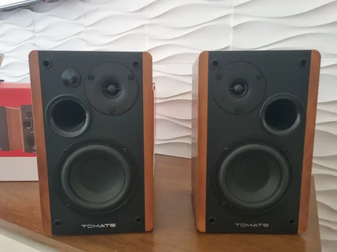 Caixas de Som Tomate MTS 2026