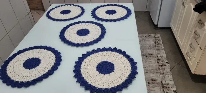 Jogo americano c/ 5 peças de croche