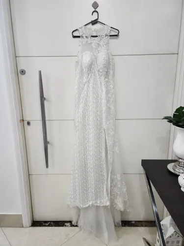 Vestido de noiva Tam. 42 + véu + Tiara tipo Diadema de pérolas e cristais