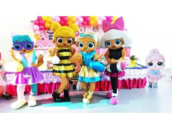 Bonecas Lol cover personagens vivos animação festas