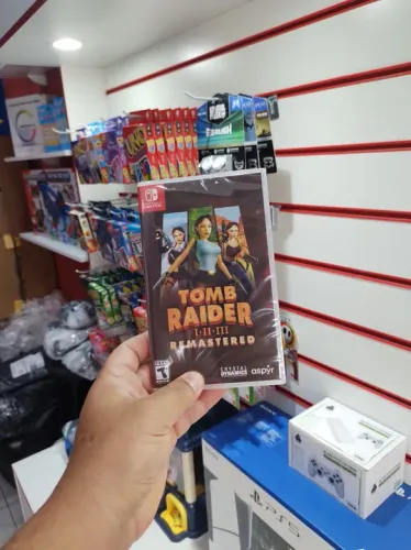 Tomb Raider I - III Remastered Nintendo Switch - Mídia Física - Lacrado