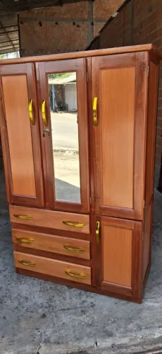 GUARDA ROUPA NOVO COM ESPELHO