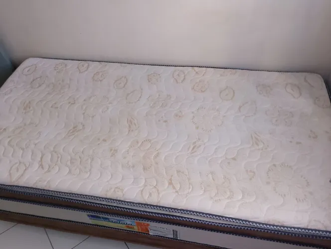 Cama Box Solteiro ÓTIMO ESTADO
