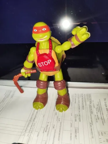 Tartaruga Ninja MICHELANGELO- Boneco Articulado