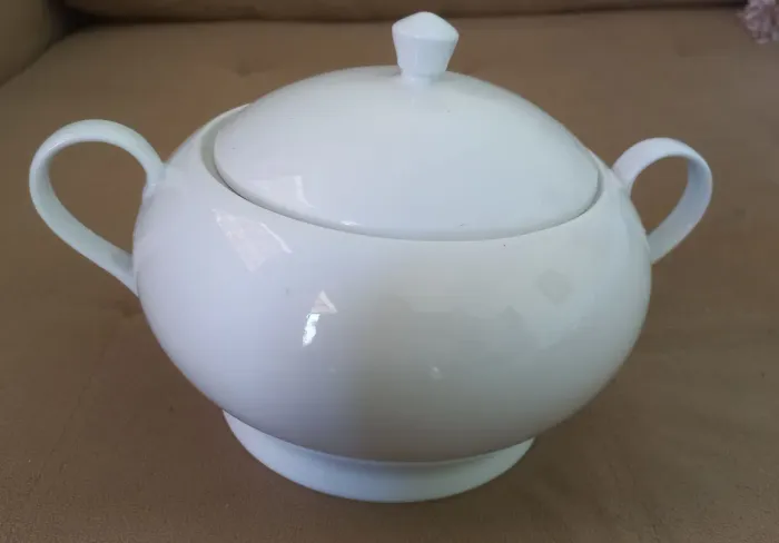 Antiga Sopeira de porcelana grande 2,5 litros selection edition louça vasilha antiguidade