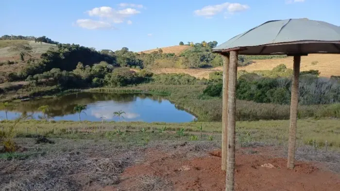 Vendo CHÁCARA  entre Carmo de Minas e Lambari