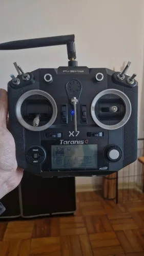 Taranis QX7
