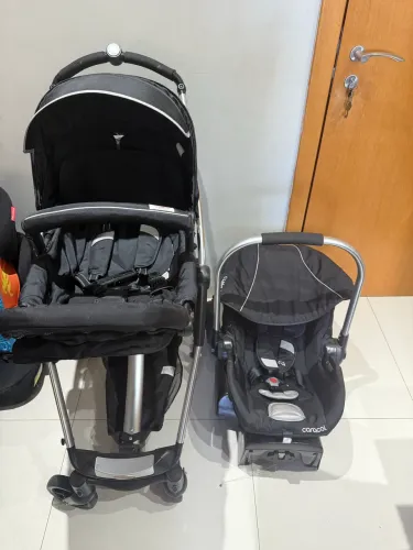 Carrinho com Bebe Conforto e Base - Kiddo- Oportunidade carrinho praticamente novo! 