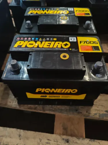 Bateria 70 amperes pioneiro semi nova com garantia valor sem troca 