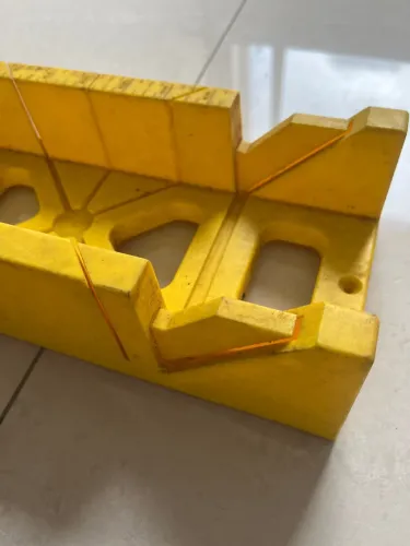 Esquadro para corte vários ângulos importado