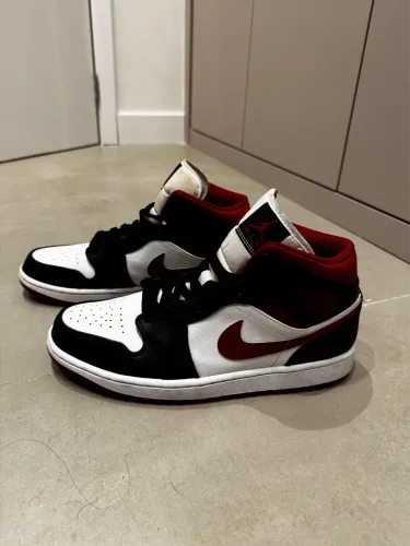 Air Jordan 1 Mid Gym Red 2021