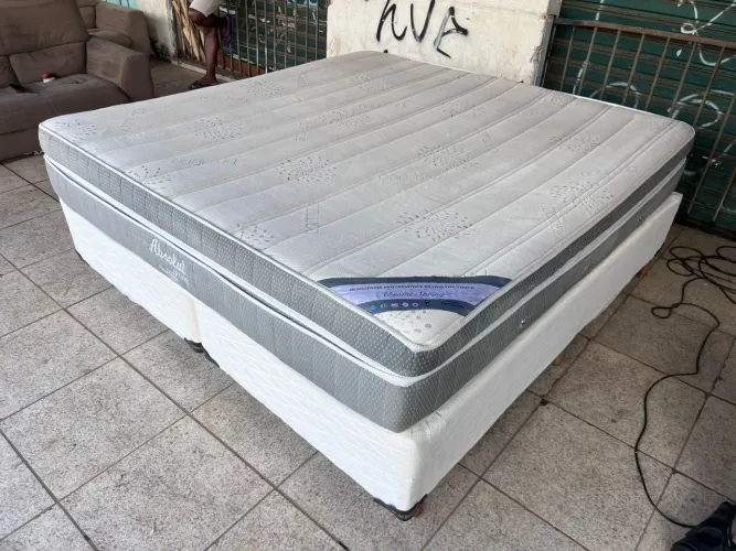 Cama box super king size Colchão Ortobom molas ensacandas bambú dividimos TB cartão 
