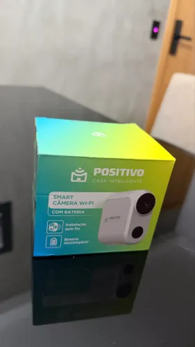 Câmera de Segurança Wi-Fi Positivo Casa Inteligente Full HD Interna/Externa com Bateria