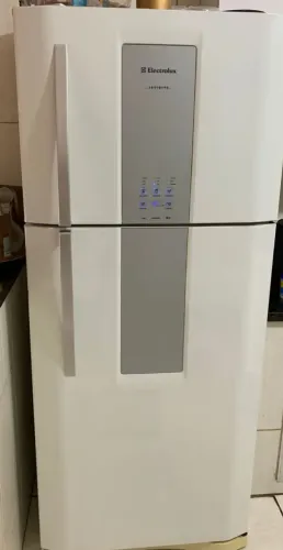 Geladeira Electrolux DF80 - Frost Free 