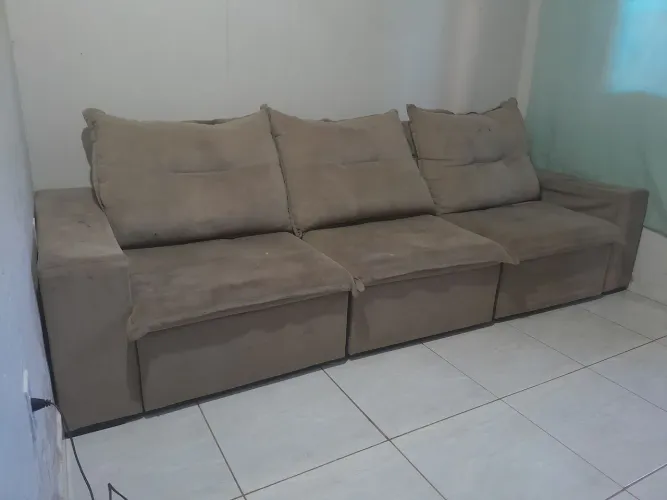 Sofa reclinável 6/7 metro