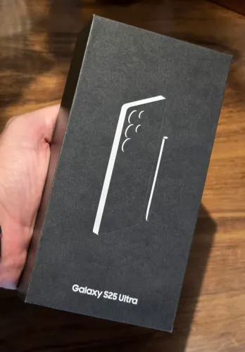 GALAXY S25 ULTRA 256GB LACRADO COM NOTA FISCAL E GARANTIA DE UM ANO 