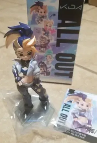 Figura Akali KDA League of Legends POP Mart