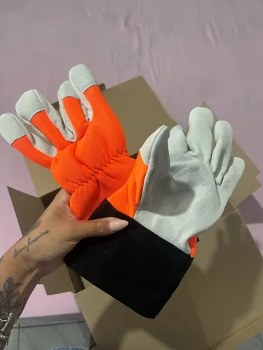 Kit perneira+ oculos de proteção + luvas