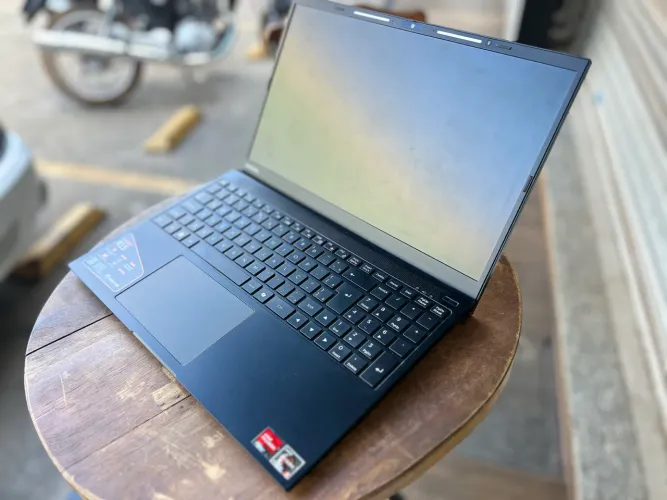 Notebook vision r15 / Rysen 5 5500u /1tb de memoria