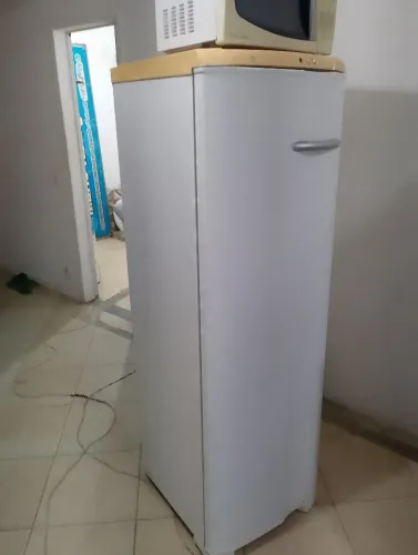 Vende Frrize Congelado muito 7. Gaveta. Eletrolux.
