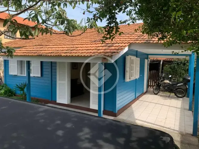 DUAS CASAS NO MESMO TERRENO NOS INGLESES | IDEAL PARA MORAR E RENTABILIZAR codigo: 293540