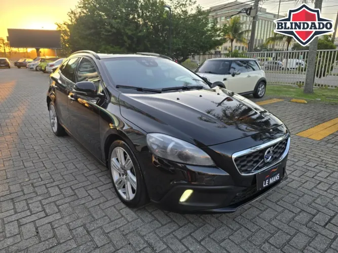 Volvo V40 2.0 Turbo 2014
