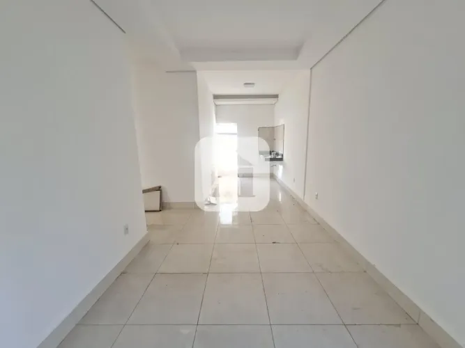 Casa para locação no bairro Shopping Park