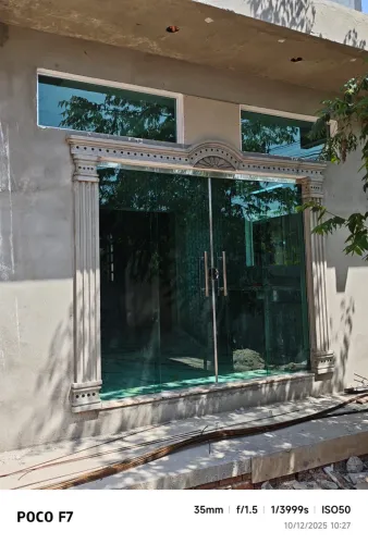 Vidro temperado (blindex): portas,janelas, guarda-corpo, box.