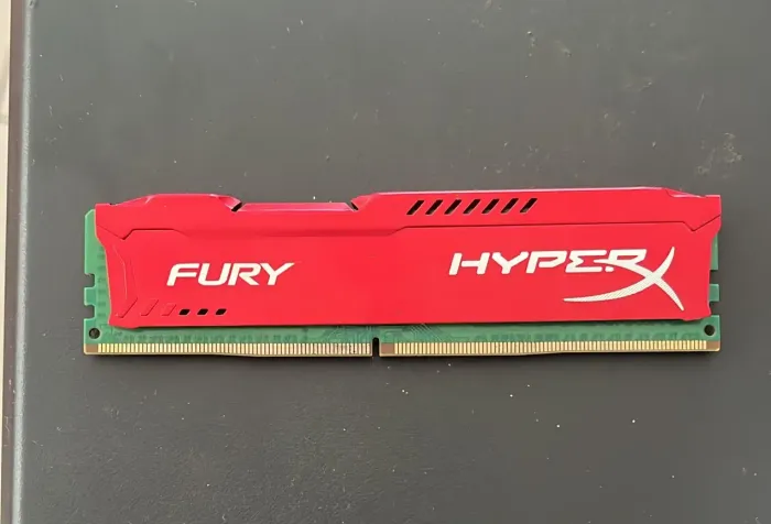 Kingston Hyperx 4GB 1866MHz RAM
