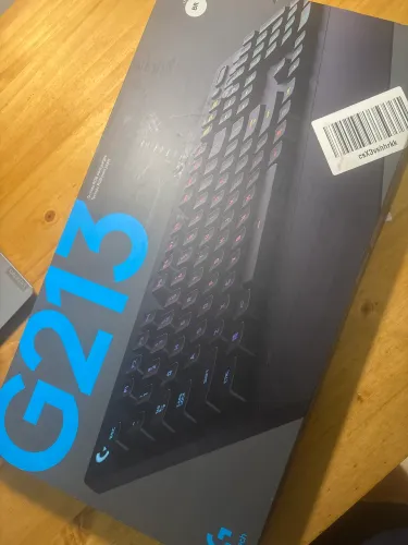 Teclado Longitch gamer ESTADO de NOVO
