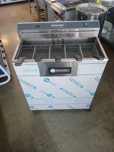 Fritadeira Elétrica Zona Fria 30 Litros 10000 W