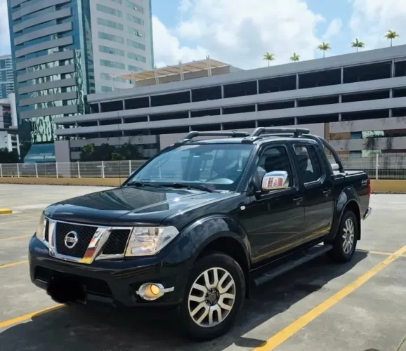 Nissan Frontier SL CD 4X4 2.5tb Diesel AUT 2016