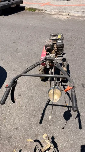 Motocultivador a Gasolina TT90 com Marcha Toyama