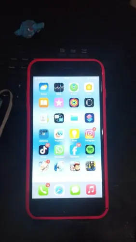 VENDO IPHONE 8 PLUS